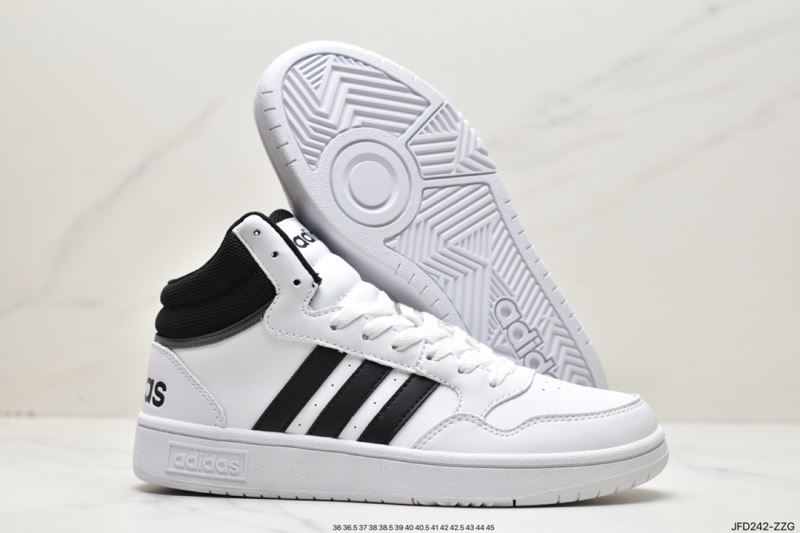 Adidas Sneakers